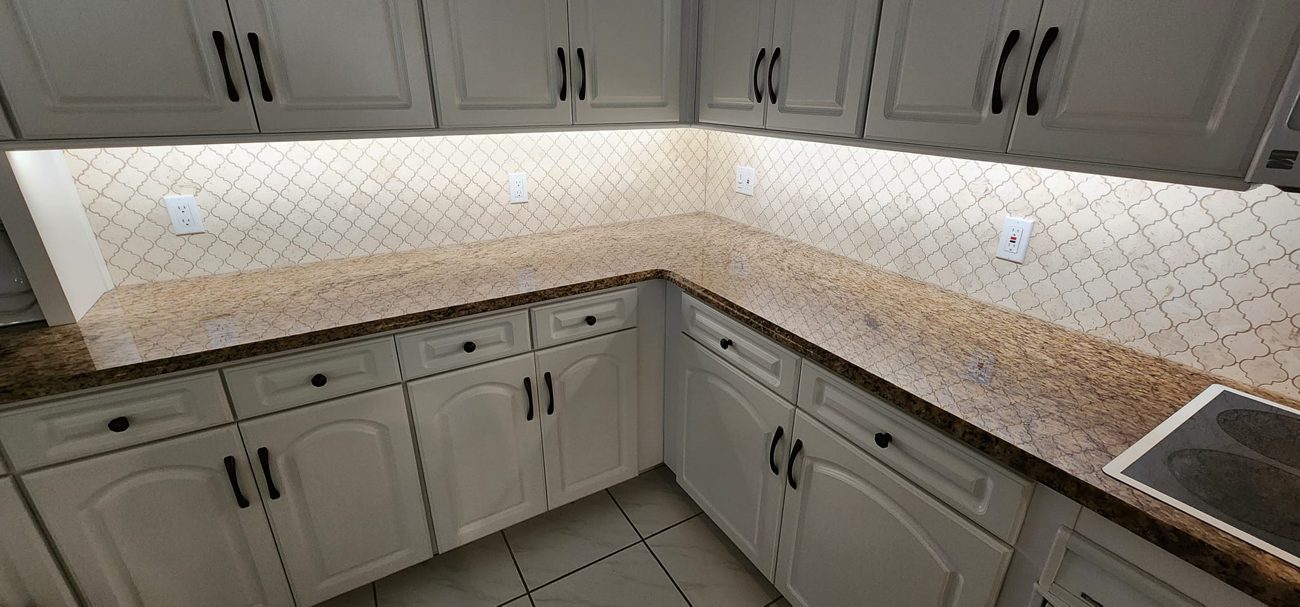 Hardwired under-cabinet task lighting, kitchen
